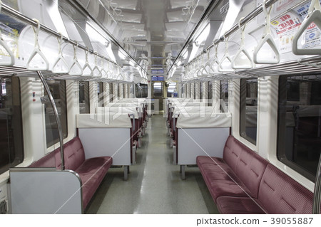 Hokuetsu Express HK100 (in the train) 39055887