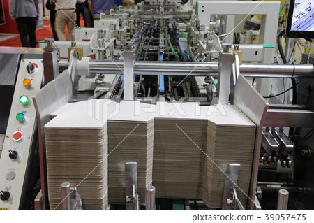 detail of a folder gluer machine 39057475