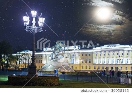Russia. Petersburg. Monument to tsar Peter 1, "Bro Russia. Petersburg. Monument to tsar Peter 1, "Bro 39058155