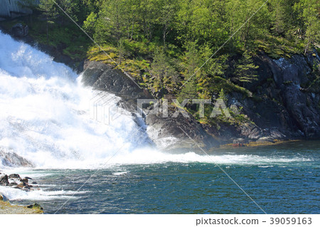 Langfossen waterfall in summer Langfossen waterfall in summer 39059163