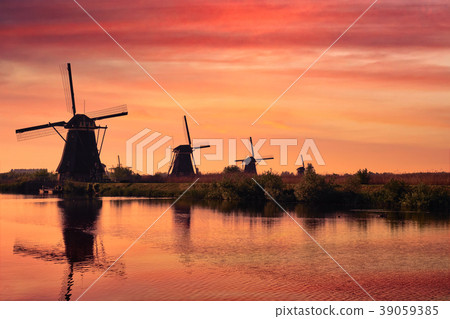 Windmills at Kinderdijk in Holland. Netherlands 39059385