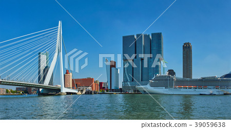 Rotterdam cityscape, Netherlands Rotterdam cityscape, Netherlands 39059638