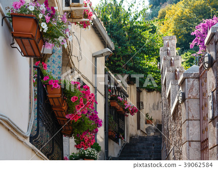 Taormina city flowers scene, Sicily, Italy 39062584