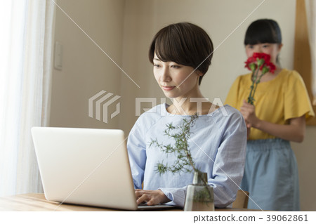 母親節父母 - 子女家庭形象 39062861