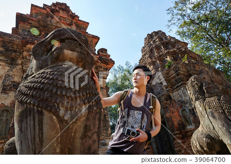 Travel, Men, Pure Macaw, Cambodia Travel, Men, Pure Macaw, Cambodia 39064700