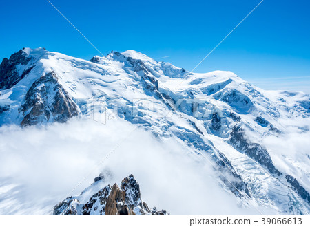 Mont Blanc mountain in France Mont Blanc mountain in France 39066613