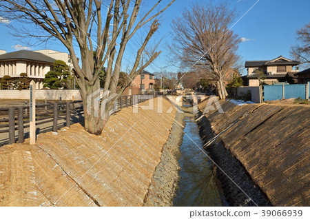 Minuma Nada：Minuma遊輪在東邊1號挖掘 39066939