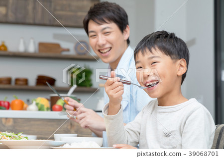 Family eating food father son 39068701