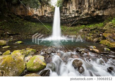 [Shizuoka Prefecture] Ibaraki Falls 39068912