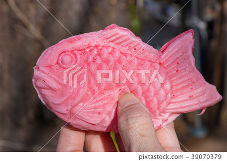 櫻花與鮮豔的粉紅色烤 39070379