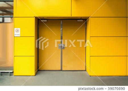 Emergency fire exit door and aluminum composite  39070890