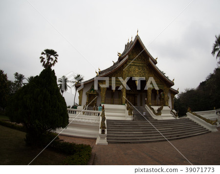 Temple in Luang Prabang Royal Palace Museum Temple in Luang Prabang Royal Palace Museum 39071773