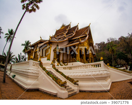 Temple in Luang Prabang Royal Palace Museum Temple in Luang Prabang Royal Palace Museum 39071776