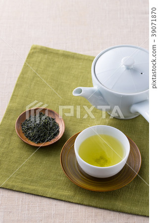 Green tea Green tea 39071870