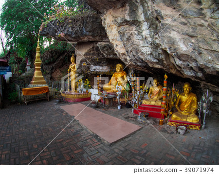 Buddha statue on the way in phusi hill 39071974