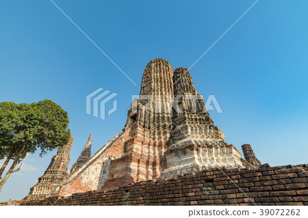 Thailand-Ayutthaya-Ruins-Wat Chaiwatthanaram 39072262