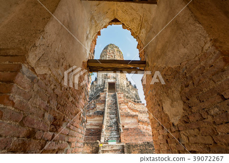 Thailand-Ayutthaya-Ruins-Wat Chaiwatthanaram Thailand-Ayutthaya-Ruins-Wat Chaiwatthanaram 39072267