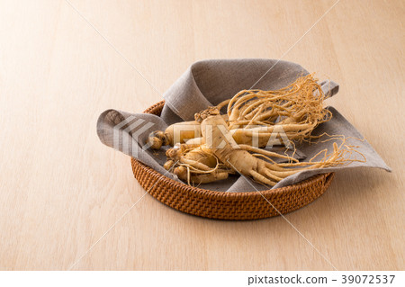 Ginseng Ginseng 39072537