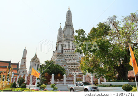 Wat Arun 39072712