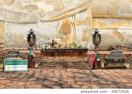 Ayutthaya ruins (Wat Rokayasta) Ayutthaya ruins (Wat Rokayasta) 39072926