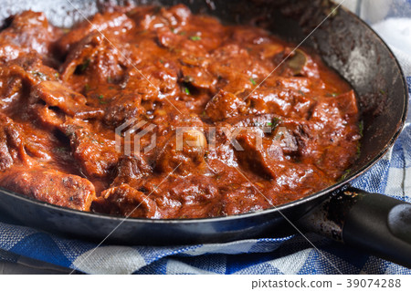 Beef Stroganoff with mushrooms 39074288