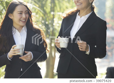 Global business meeting 39075420