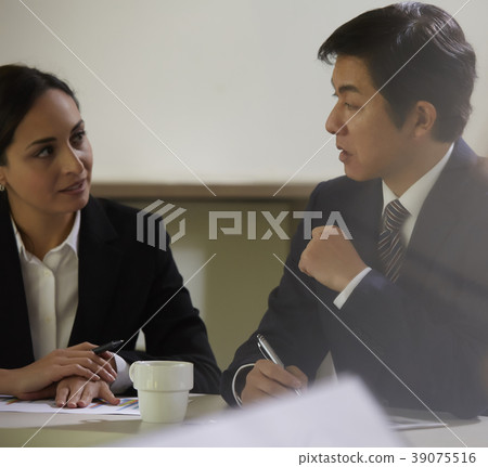 Global business meeting 39075516