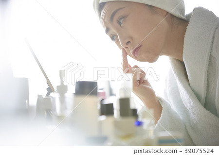 中年婦女美麗形象 39075524