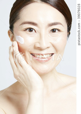 中年婦女美麗形象 39076028