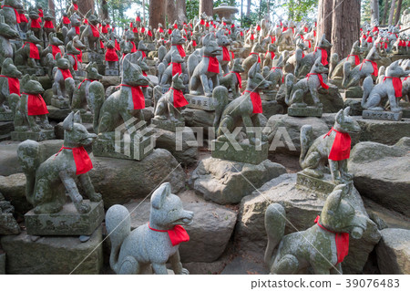 [Aichi Prefecture] Toyokawa Inari Reizuka 39076483