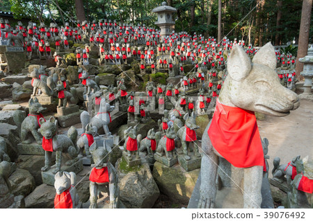 [Aichi Prefecture] Toyokawa Inari Reizuka 39076492