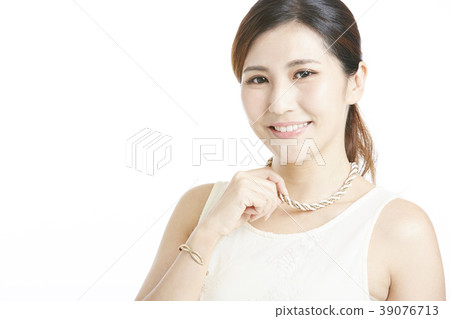 Woman Portrait Series Dressup 39076713