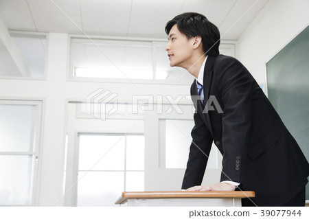 Teacher teacher classroom school class blackboard 39077944
