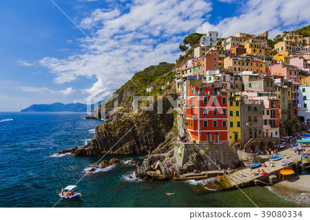 Riomaggiore in Cinque Terre - Italy Riomaggiore in Cinque Terre - Italy 39080334