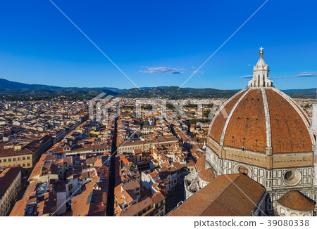Duomo in Florence - Italy 39080338