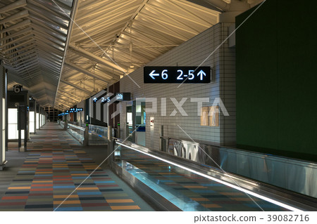 在Centrair限制區內，移動人行道和終端 39082716