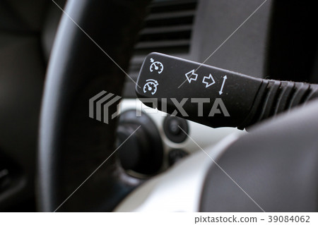 Lever with cruise control and turn signals of car 39084062