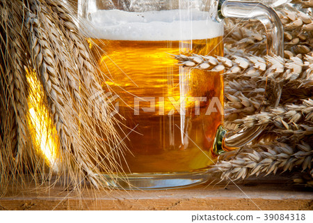 beer glass and raw material for beer production 39084318