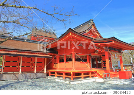 Fujiyama Motomiya Asama Taisha Shrine and the main shrine 39084433