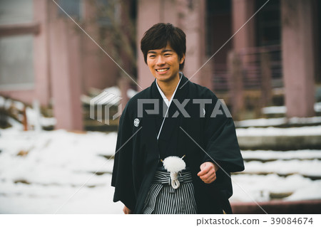 male, man, hakama with family crest 39084674