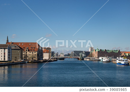 Copenhagen. View of the Christianshavn district 39085985