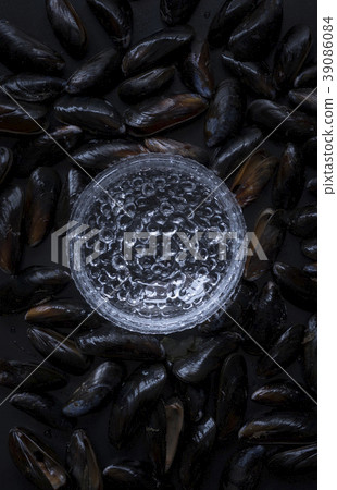 Glass container Glass container 39086084