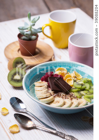 healthy food - oatmeal healthy food - oatmeal 39088204