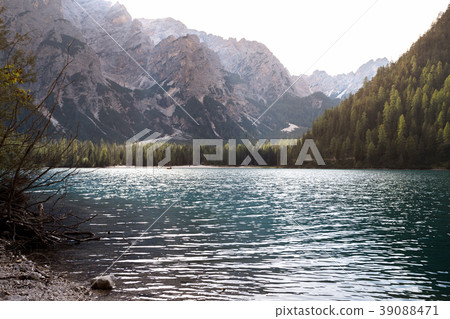 lago di Braies 39088471
