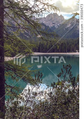 lago di Braies lago di Braies 39088473