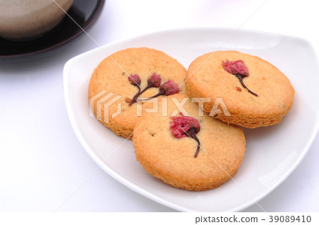 Cherry cookies 39089410