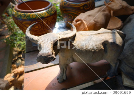 Sculpture, clay sculpture 39091699