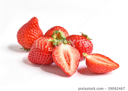 Strawberry (Amaou) 39092467