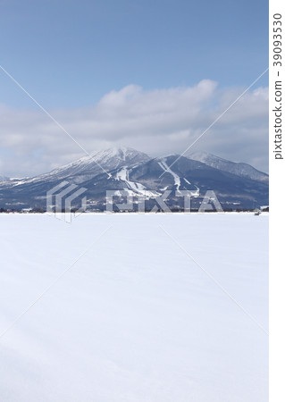 Bandai mountain in winter 39093530