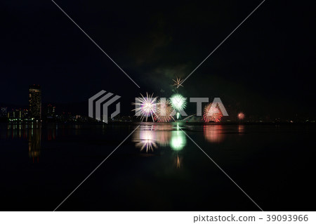 琵琶湖大型煙花節 39093966